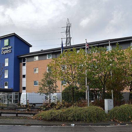 Holiday Inn Express Birmingham Star City By Ihg Eksteriør billede